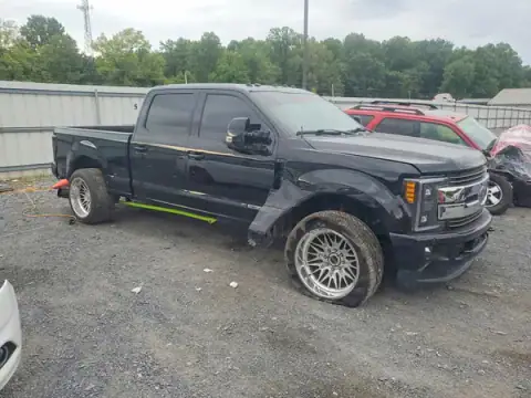 1FT7W2BT0HEC93400 — 2017 Ford F250, photo 4 from Copart, Undercarriage damage