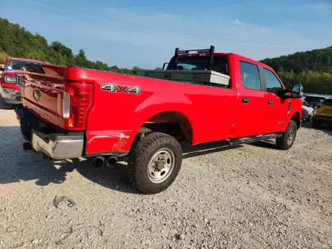 1FT7W2BT3HEE27137 — 2017 Ford F250, photo 3 from Copart 24.09.2026, Normal wear