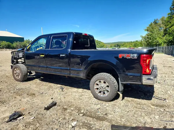 1FT7W2B61HED37575 — 2017 Ford F250, photo 2 from Copart, Front end