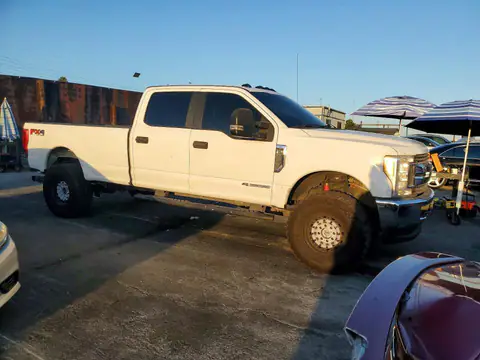 1FT7W2BT2HEE45970 — 2017 Ford F250, foto 4 de Copart 28.10.2026, Daños mecánicos
