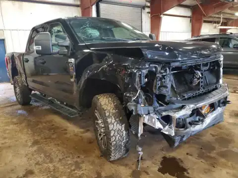 1FT7W2B61JEB45062 — 2018 Ford F250, фото 4 з Copart 23.10.2026, Передня частина