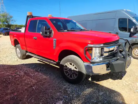 1FT7X2B69JEB32007 — 2018 Ford F250, zdjęcie 4 z Copart 26.10.2026, Tył