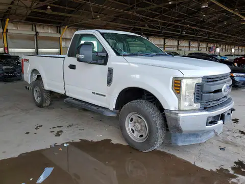 1FTBF2BT4JEB69937 — 2018 Ford F250, zdjęcie 4 z Copart 28.09.2026, Normalne zużycie