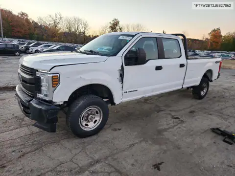1FT7W2BT2JEB27062 — 2018 Ford F250, Pequeñas abolladuras y arañazos, fotos antes de reparar