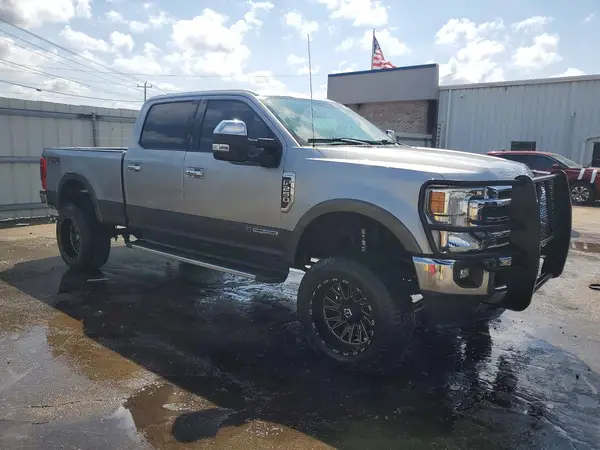 1FT7W2BT4LEC28025 — 2020 Ford F250, фото 4 с аукциона Copart 29.09.2026, Повреждения снизу