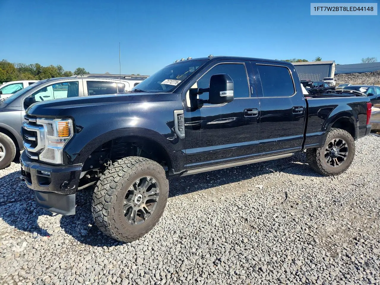 1FT7W2BT8LED44148 Ford F250 2020 — daño Lateral, foto antes de reparar