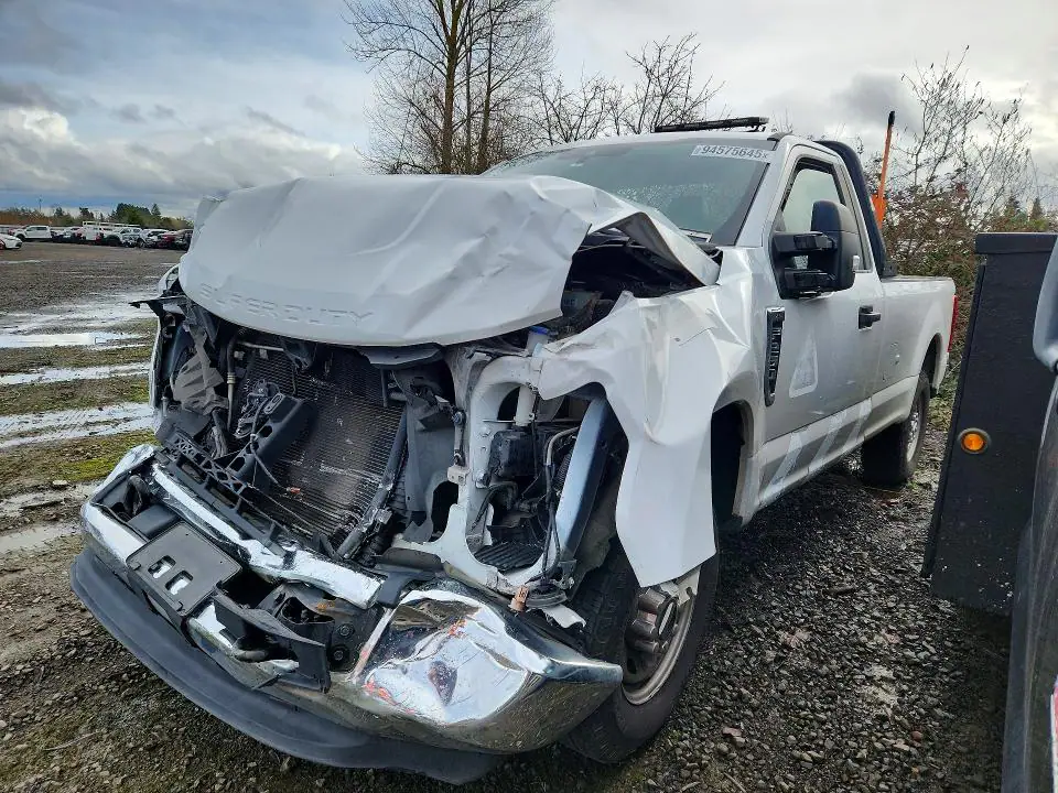 1FDBF2A66LEE10066 Ford F250 2020 — повреждение Передняя часть, фото до ремонта