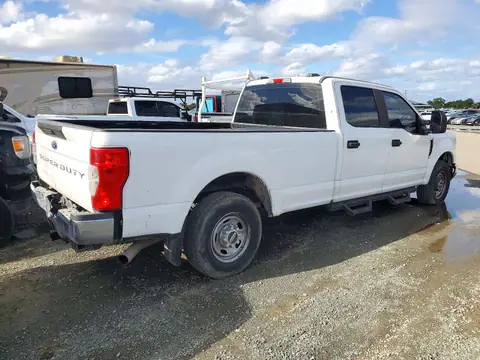 1FT7W2A67MEE18317 — 2021 Ford F250, photo 3 from Copart 16.10.2026, Minor dents and scratches