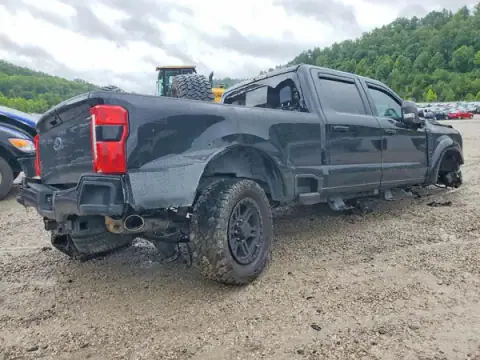 1FT8W2BMXRED62012 — 2024 Ford F250, photo 3 from Copart 01.10.2026, All-over damage