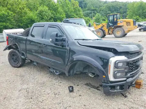 1FT8W2BMXRED62012 — 2024 Ford F250, photo 4 from Copart 01.10.2026, All-over damage