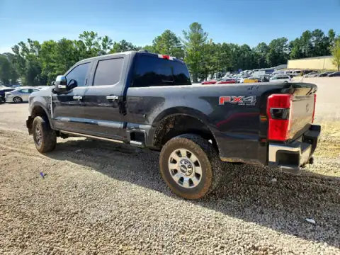 1FT8W2BT7REF64894 — 2024 Ford F250, foto 2 de Copart 02.10.2026, Parte delantera