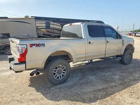 1FT8W3BTXHEC09299 — 2017 Ford F350, photo 3 from Copart 30.09.2026, Rear end