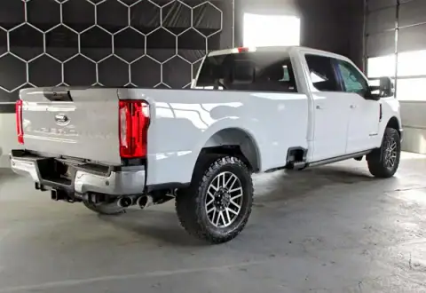 1FT8W3BT4HEC09024 — 2017 Ford F350, zdjęcie 3 z Copart 02.10.2026, Uszkodzenia dookoła