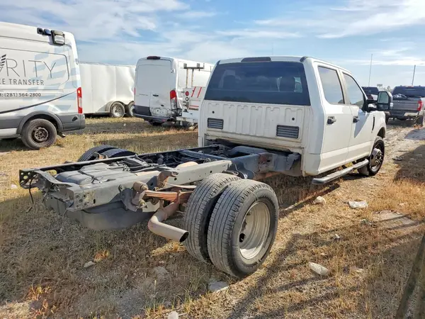 1FD8W3G69HEC80864 — 2017 Ford F350, фото 3 с аукциона Copart 07.10.2026, Передняя часть