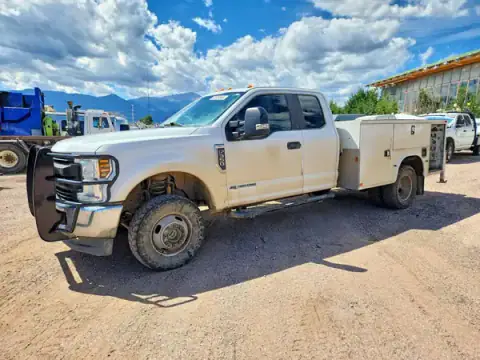 1FD8X3HT1KEF85624 — 2019 Ford F350, Bok (Side), zdjęć przed naprawą