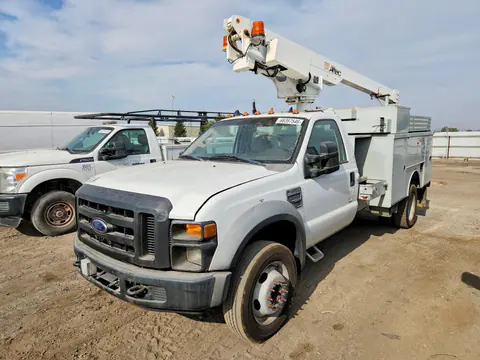 1FD4F46Y08EC32497 — 2008 Ford F450, Мелкие вмятины и царапины (Minor Dent/Scratches), фото до ремонта