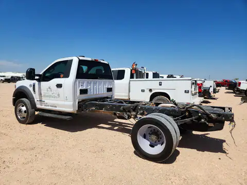 2021 FORD F450 VIN 1FDUF4GT5MEC12498 фото 2