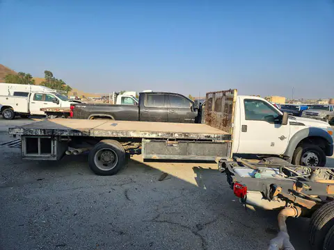 2012 FORD F550 VIN 1FDUF5GT9CEC88052 фото 3