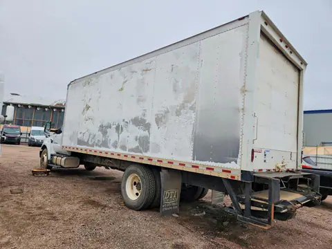 2018 FORD F650 VIN 1FDNF6DC2JDF03109 фото 2