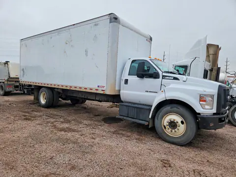 2018 FORD F650 VIN 1FDNF6DC2JDF03109 фото 4