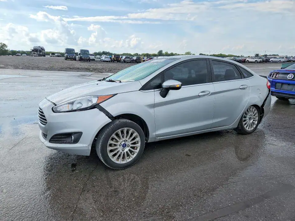 2015 Ford Fiesta VIN 3FADP4CJ5FM225616 фото 1