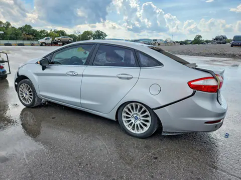 2015 Ford Fiesta VIN 3FADP4CJ5FM225616 фото 2