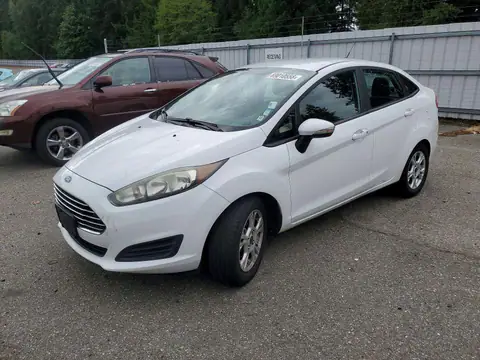 3FADP4BJ9FM129490 — 2015 Ford Fiesta, Przód (Front End), zdjęć przed naprawą