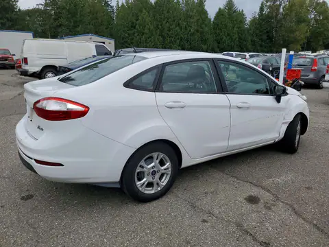 3FADP4BJ9FM129490 — 2015 Ford Fiesta, zdjęcie 3 z Copart 19.10.2026, Przód