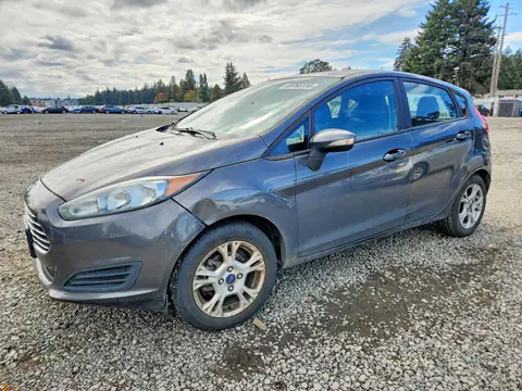 3FADP4EJ3FM204664 — 2015 Ford Fiesta, Parte delantera (Front End), fotos antes de reparar