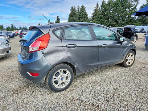 2015 Ford Fiesta VIN 3FADP4EJ3FM204664 фото 3