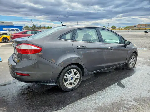 2015 Ford Fiesta VIN 3FADP4BJXFM141745 фото 3