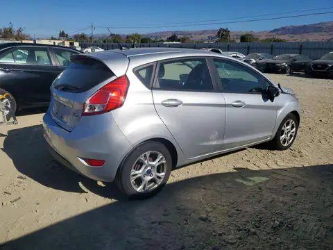 3FADP4EJ7FM162502 — 2015 Ford Fiesta, фото 3 с аукциона Copart 22.10.2026, ПЕРЕДНЯЯ ЧАСТЬ