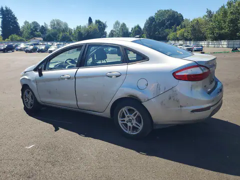 3FADP4BJ9HM126141 — 2017 Ford Fiesta, foto 2 de Copart 26.10.2026, Parte delantera