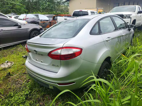 3FADP4BE8HM123539 — 2017 Ford Fiesta, ფოტო 3, Copart 26.10.2026, ვანდალიზმი