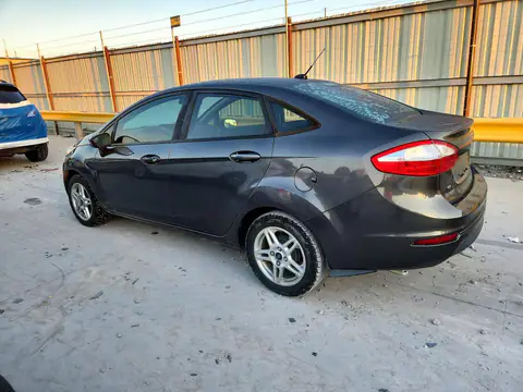 3FADP4BJ9HM138127 — 2017 Ford Fiesta, photo 2 from Copart, Minor dents and scratches