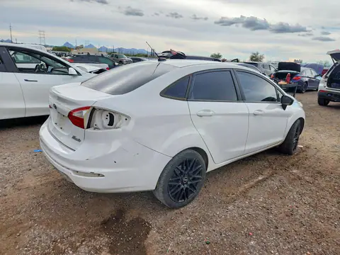 3FADP4AJ1JM146956 — 2018 Ford Fiesta, photo 3 from Copart 16.10.2026, Front end