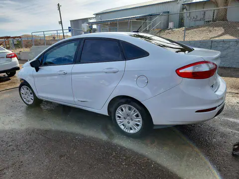 3FADP4AJ8KM121831 — 2019 Ford Fiesta, foto 2 de Copart 22.10.2026, Parte delantera