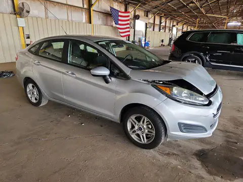 3FADP4BJ5KM160083 — 2019 Ford Fiesta, ფოტო 4, Copart 21.10.2026, წინა ნაწილი