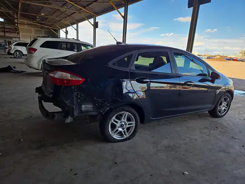 3FADP4BJ7KM115050 — 2019 Ford Fiesta, foto 3 de Copart 26.10.2026, Lateral