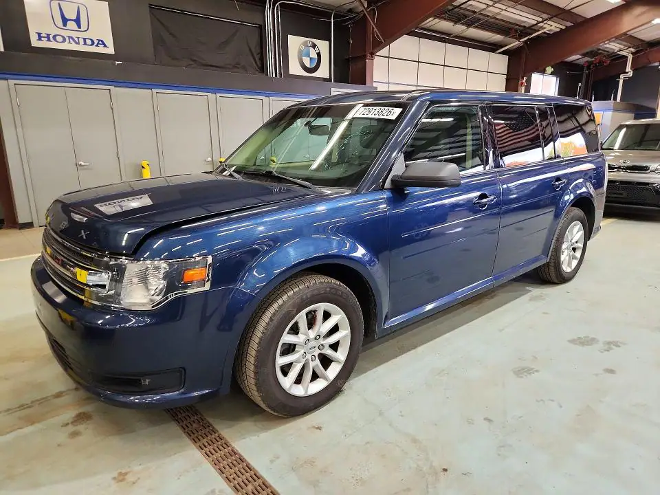 2FMGK5B84HBA04096 Ford FLEX 2017 — Minor dents and scratches damage, before-repair photo
