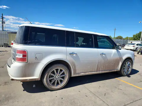 2FMHK6D87KBA15575 — 2019 Ford FLEX, photo 3 from Copart 30.09.2026, Vandalism
