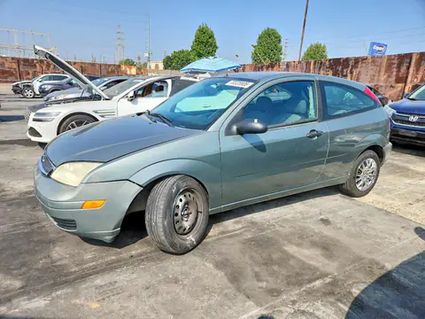 3FAFP31N65R116723 — 2005 Ford Focus, Пошкодження знизу (Undercarriage), фото до ремонту