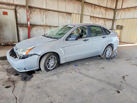 1FAHP3FN4BW181368 — 2011 Ford Focus, წინა ნაწილი (Front End), ფოტოები შეკეთებამდე