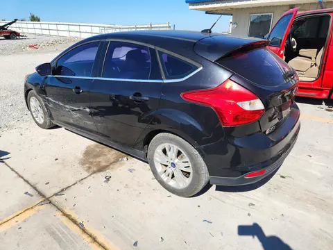 2012 Ford Focus Sel VIN 1FAHP3M20CL464605 фото 2