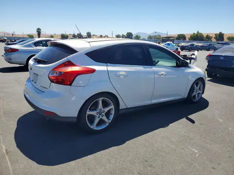 2014 Ford Focus VIN 1FADP3N28EL176623 фото 3
