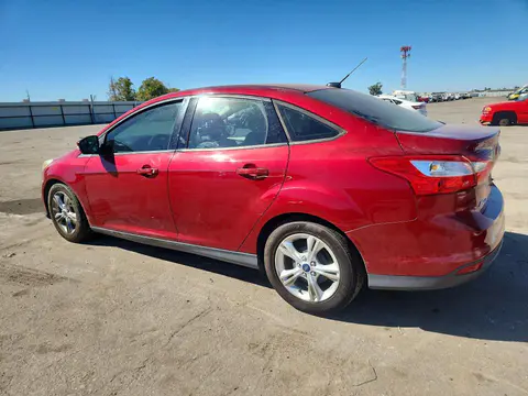 2014 Ford Focus VIN 1FADP3F22EL210649 фото 2
