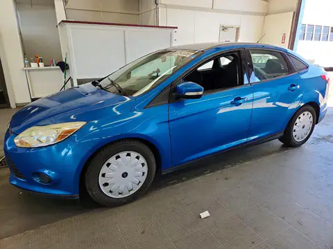 1FADP3F22EL219741 — 2014 Ford Focus, Мелкие вмятины y царапины (Minor Dent/Scratches), fotos antes de reparar