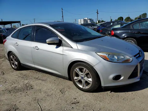 2014 Ford Focus VIN 1FADP3F29EL144309 фото 4