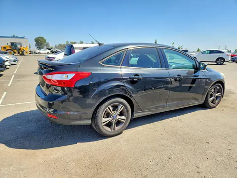 2014 Ford Focus VIN 1FADP3F20EL391265 фото 3