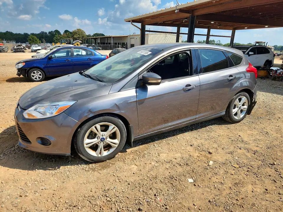 1FADP3K22EL115062 Ford Focus 2014 — повреждение Задняя часть, фото до ремонта